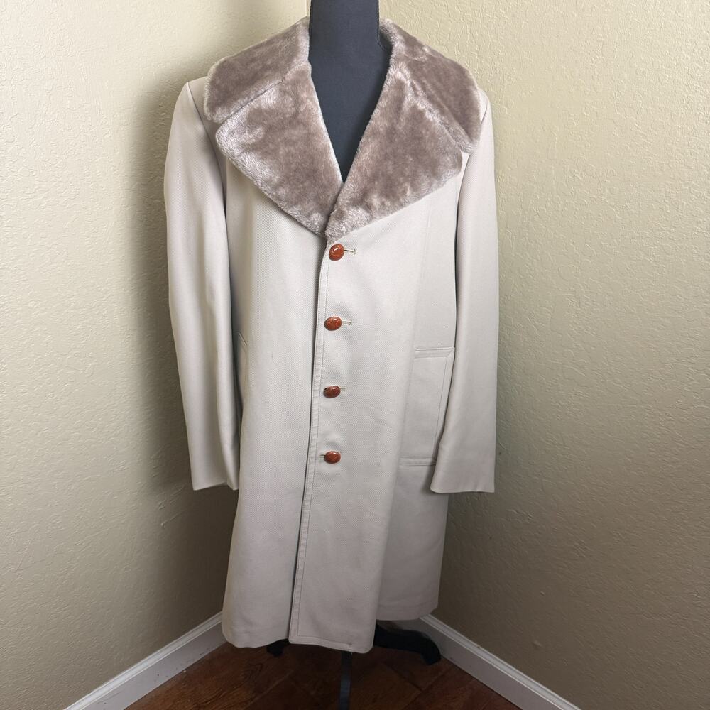 London Fog Limited Edition Faux Fur Lined Beige Coat Mens Size 40 Long